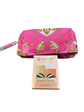 Dr. Dennis Gross Beauty Insider Set and Beauty Bag